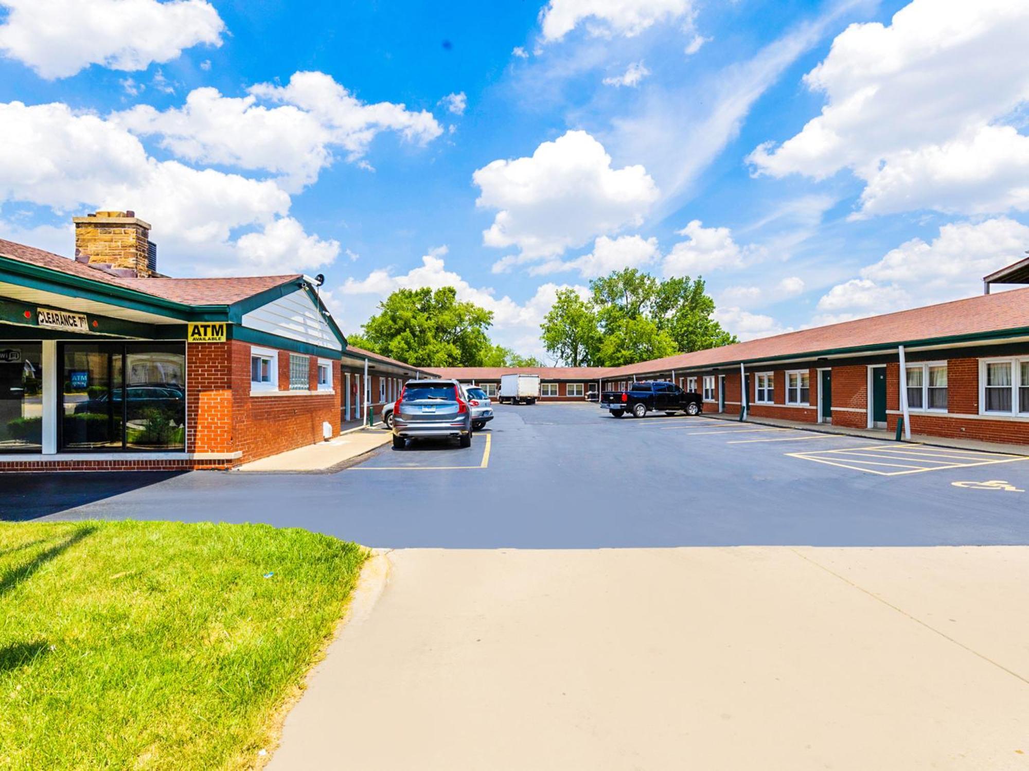 Manor Motel By Oyo Near Oak Brook Chicago Westchester Hillside Exterior photo