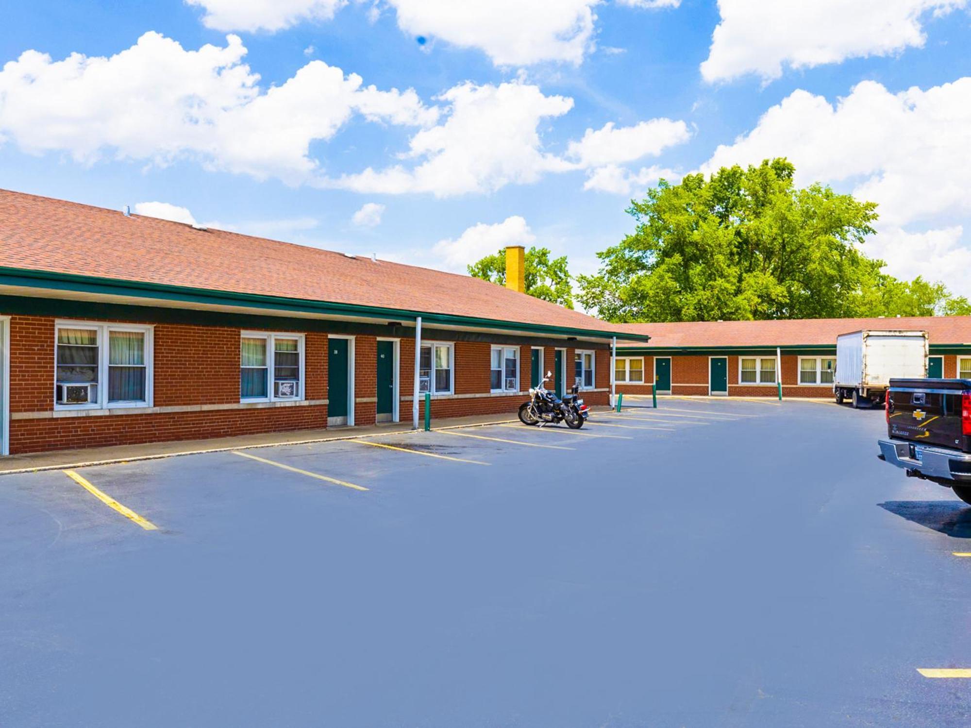 Manor Motel By Oyo Near Oak Brook Chicago Westchester Hillside Exterior photo